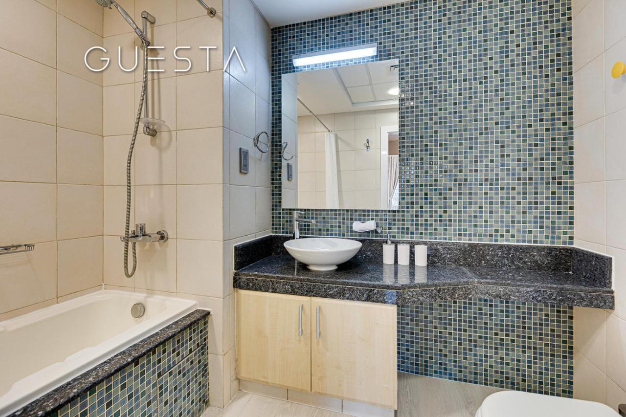 Shoreline The Palm, Free Beach & Pool Access Dubaj Zewnętrze zdjęcie